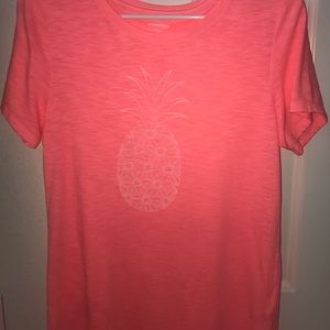 Pink pineapple t-shirt